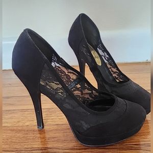 Black lace heels, size 6.5